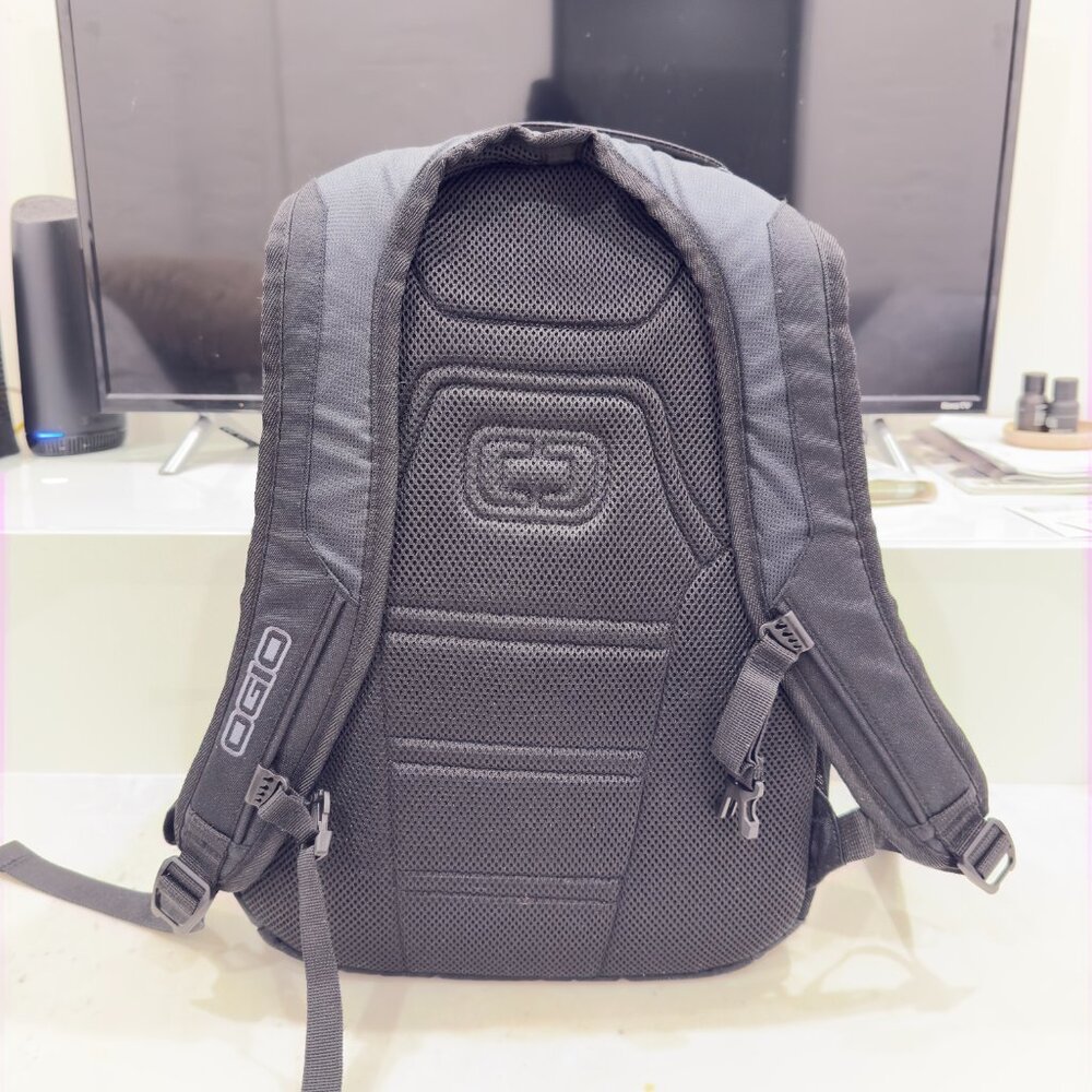 3-compartment backpack - image 2